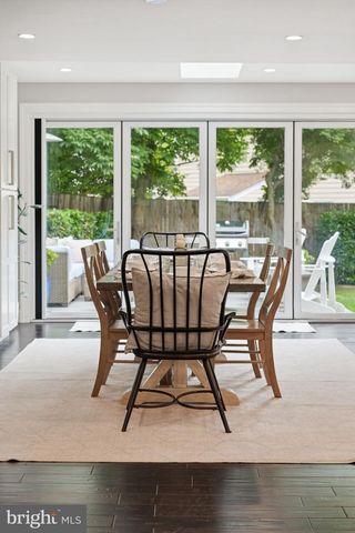 8803 LIBERTY LN, Potomac, MD 20854
