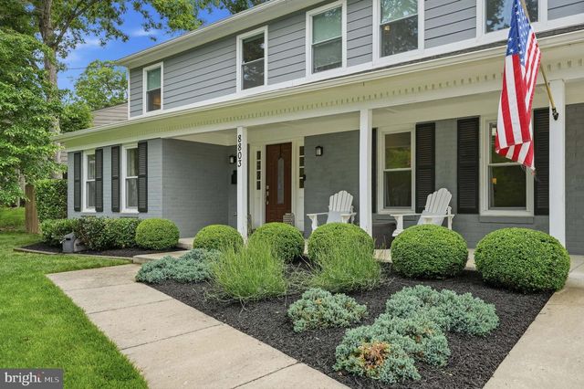 8803 LIBERTY LN, Potomac, MD 20854