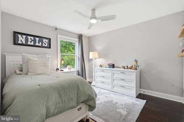 8803 LIBERTY LN, Potomac, MD 20854