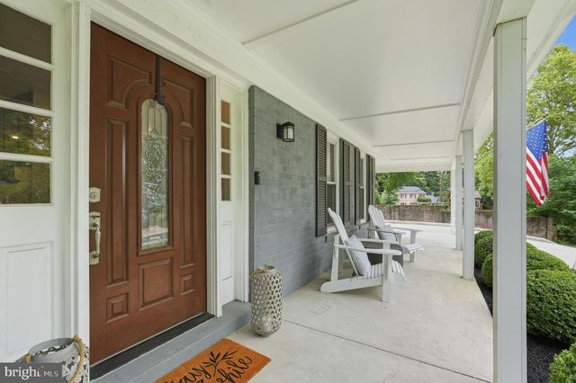 8803 LIBERTY LN, Potomac, MD 20854