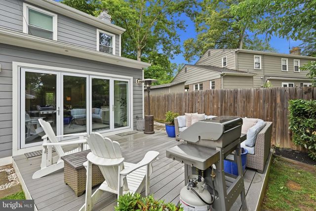 8803 LIBERTY LN, Potomac, MD 20854