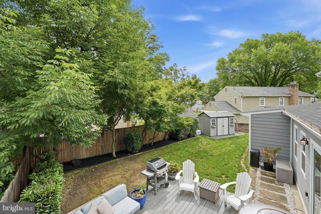 8803 LIBERTY LN, Potomac, MD 20854
