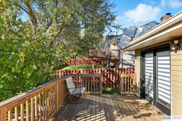 8624 N 81st Avenue, Omaha, NE 68122