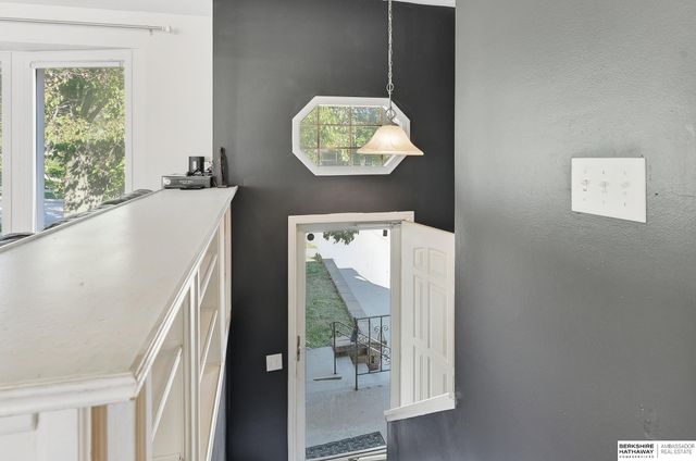 8624 N 81st Avenue, Omaha, NE 68122