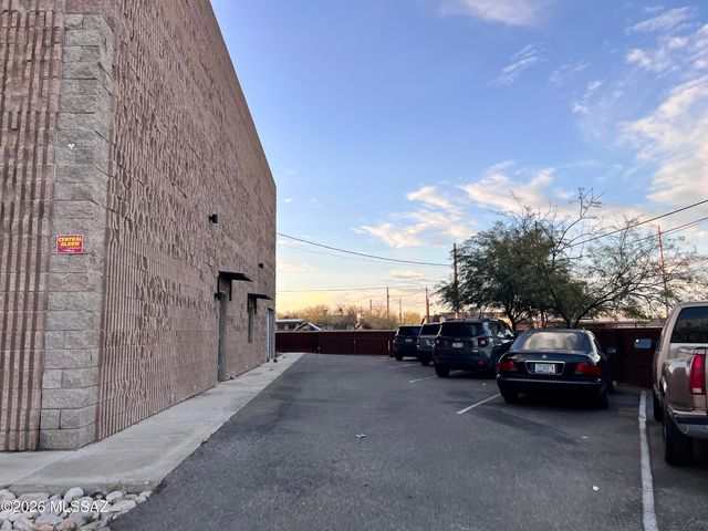1350 S 8th Ave Unit 4, Tucson, AZ 85713