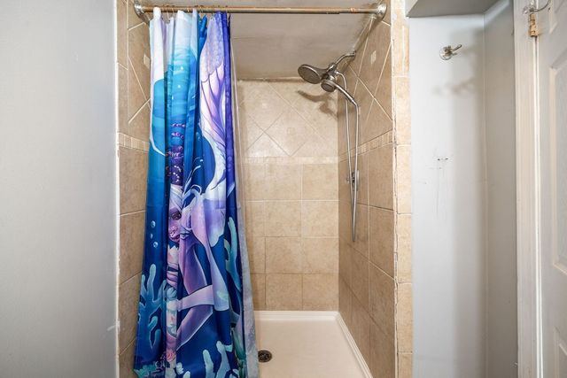 10043 S 84th Avenue, Palos Hills, IL 60465