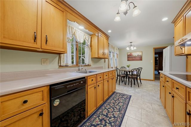 270 Sherbrooke Avenue, Amherst, NY 14221