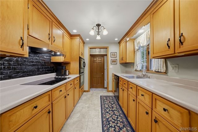270 Sherbrooke Avenue, Amherst, NY 14221