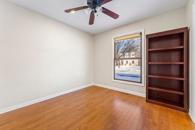 9 Edgewood Road, Vernon Hills, IL 60061