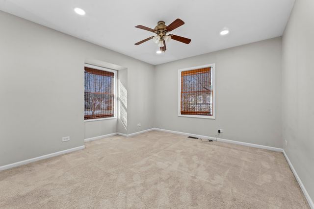 9 Edgewood Road, Vernon Hills, IL 60061