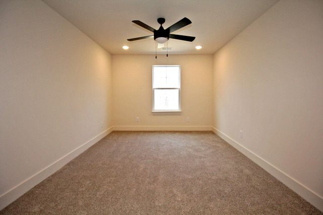 2935 Friendship Rd, Cross Plains, TN 37049