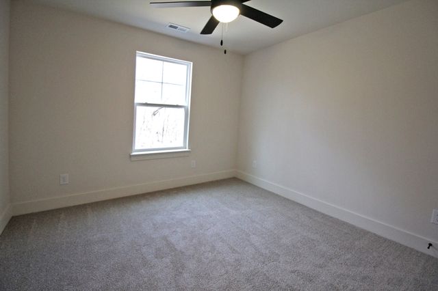 2935 Friendship Rd, Cross Plains, TN 37049