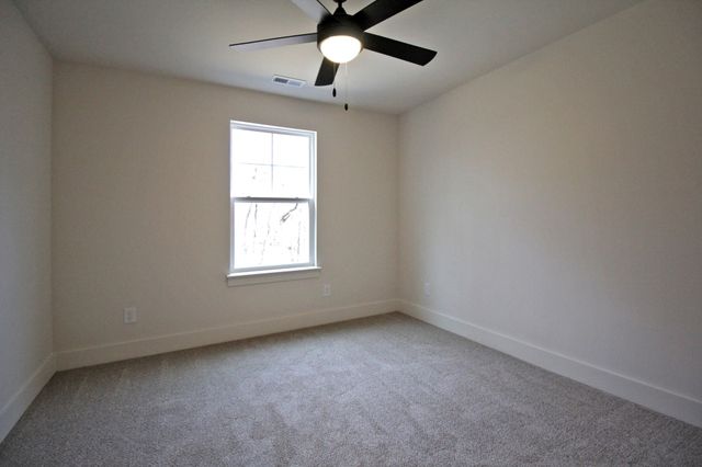 2935 Friendship Rd, Cross Plains, TN 37049