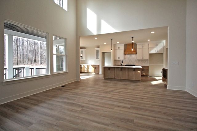 2935 Friendship Rd, Cross Plains, TN 37049