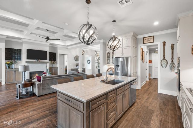 601 Corinth Circle, Bossier City, LA 71111