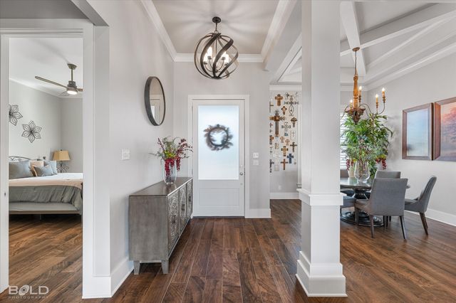 601 Corinth Circle, Bossier City, LA 71111