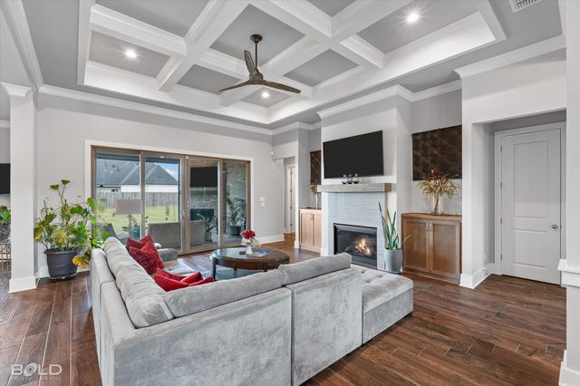 601 Corinth Circle, Bossier City, LA 71111