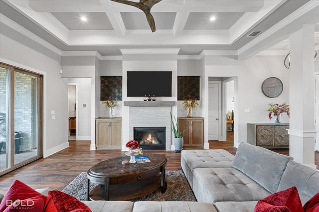 601 Corinth Circle, Bossier City, LA 71111