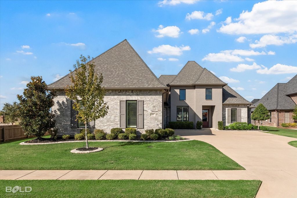 601 Corinth Circle, Bossier City, LA 71111