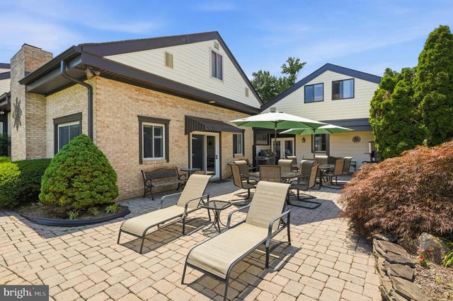 3689 1ST AVE, Edgewater, MD 21037