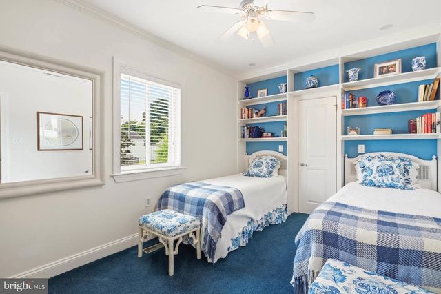 3689 1ST AVE, Edgewater, MD 21037