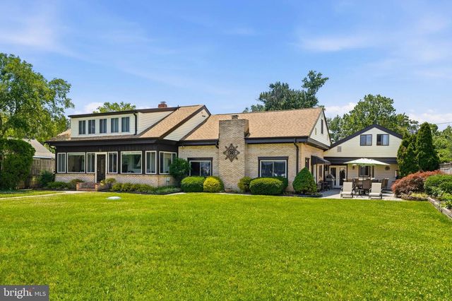 3689 1ST AVE, Edgewater, MD 21037