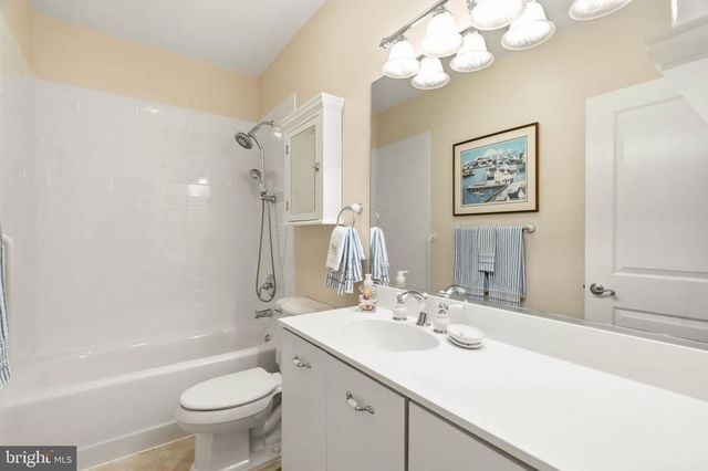 3689 1ST AVE, Edgewater, MD 21037
