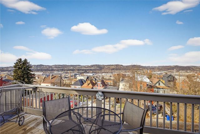 3445 Bethoven St, Polish Hill, PA 15219