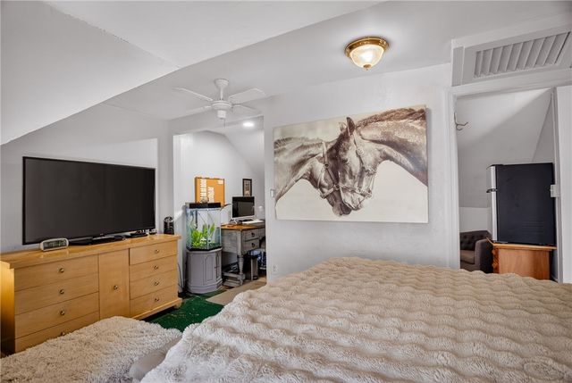 3445 Bethoven St, Polish Hill, PA 15219