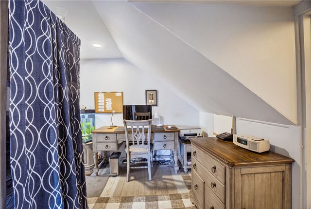 3445 Bethoven St, Polish Hill, PA 15219