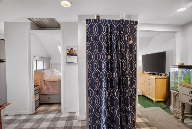 3445 Bethoven St, Polish Hill, PA 15219