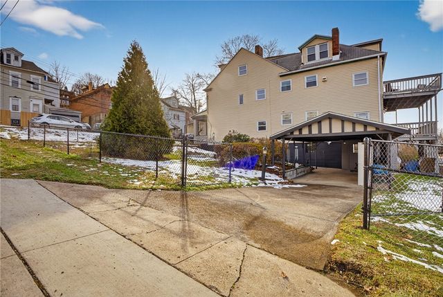 3445 Bethoven St, Polish Hill, PA 15219