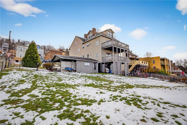 3445 Bethoven St, Polish Hill, PA 15219