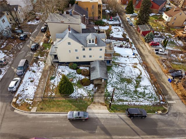 3445 Bethoven St, Polish Hill, PA 15219