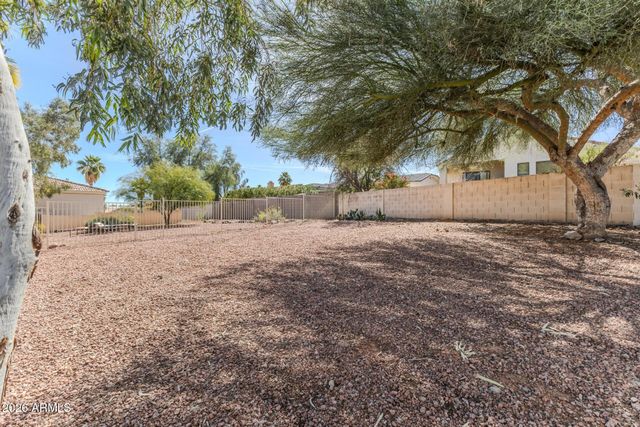 14220 N Galatea Drive Apt B, Fountain Hills, AZ 85268