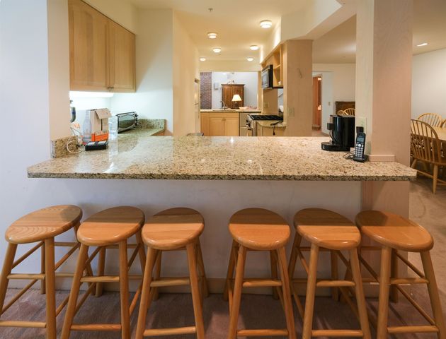 117 Ledgewood Road F3 w/F4 Garage, Ludlow, VT 05149