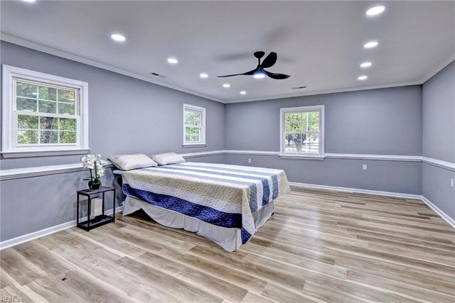 2505 Low Ground RD, Hayes, VA 23072