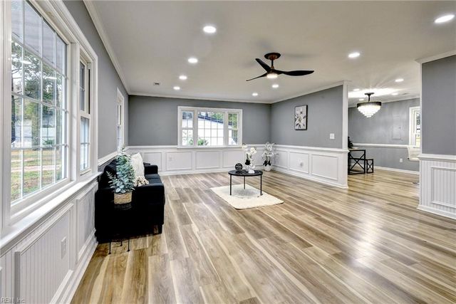 2505 Low Ground RD, Hayes, VA 23072