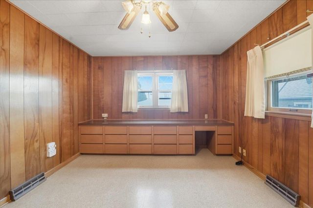 1171 Liberty Avenue, Waterloo, IA 50702