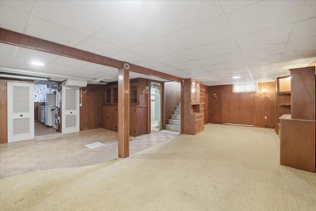 1171 Liberty Avenue, Waterloo, IA 50702