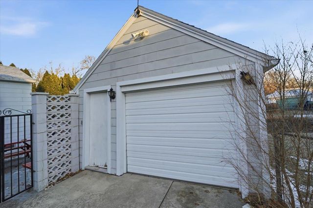 1171 Liberty Avenue, Waterloo, IA 50702