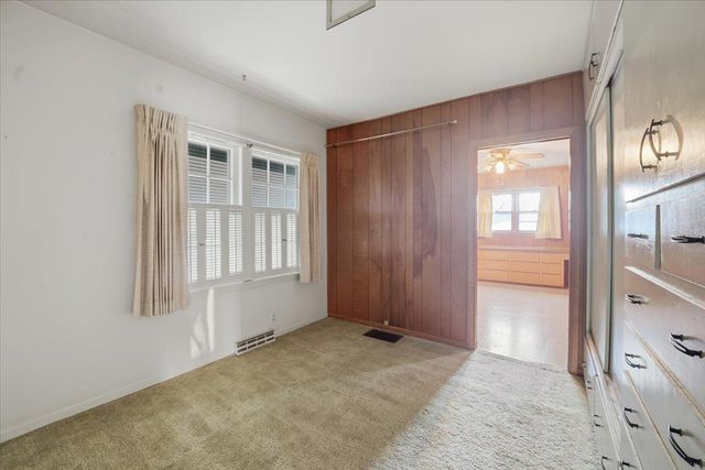 1171 Liberty Avenue, Waterloo, IA 50702