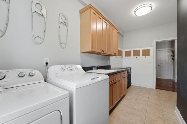 58 Belz Warner Boulevard, Reynoldsburg, OH 43068