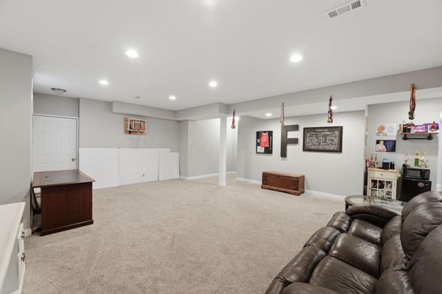 58 Belz Warner Boulevard, Reynoldsburg, OH 43068