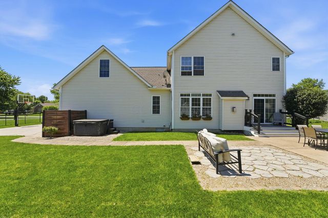 58 Belz Warner Boulevard, Reynoldsburg, OH 43068