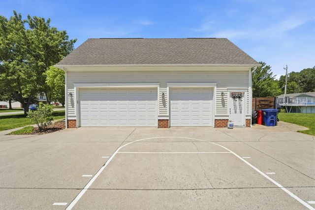 58 Belz Warner Boulevard, Reynoldsburg, OH 43068