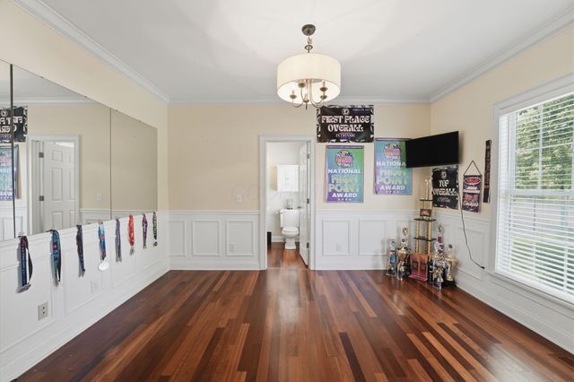 58 Belz Warner Boulevard, Reynoldsburg, OH 43068