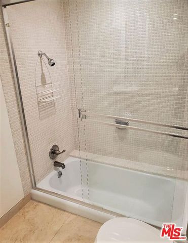 435 N PALM Drive 202, Beverly Hills, CA 90210