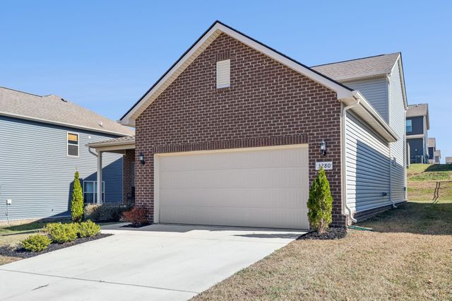 3280 Holiday Ln, Columbia, TN 38401