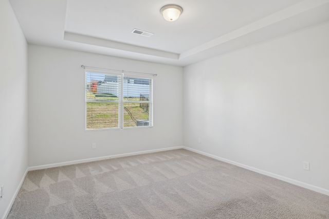 3280 Holiday Ln, Columbia, TN 38401